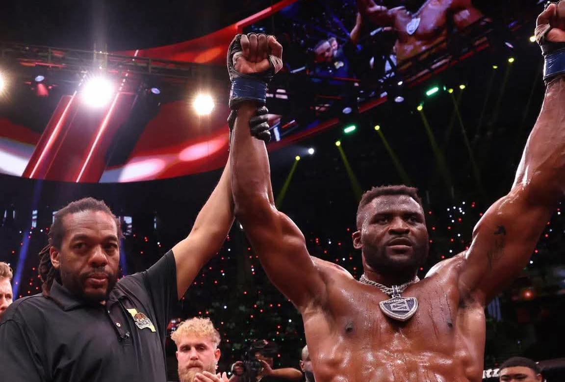 MMA : Francis Ngannou défie Jon Jones après sa victoire éclatante