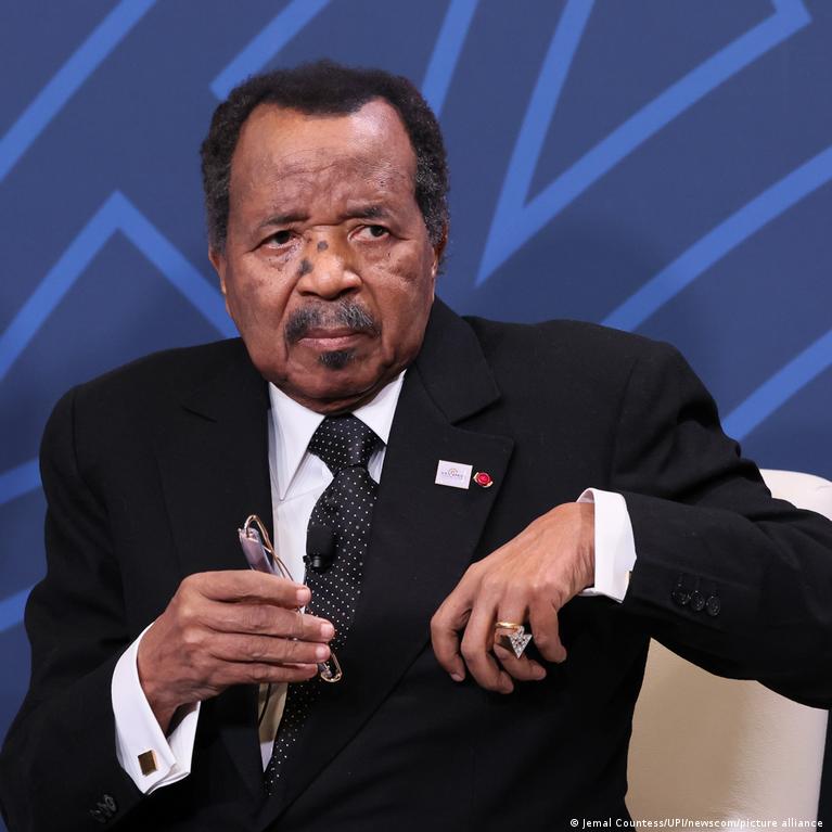 Cameroun : Paul Biya prépare une réforme constitutionnelle majeure – Les enjeux dévoilés