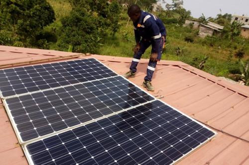 Le Cameroun exonère de taxes les équipements solaires, de biomasse et de forage pour stimuler l'investissement industriel