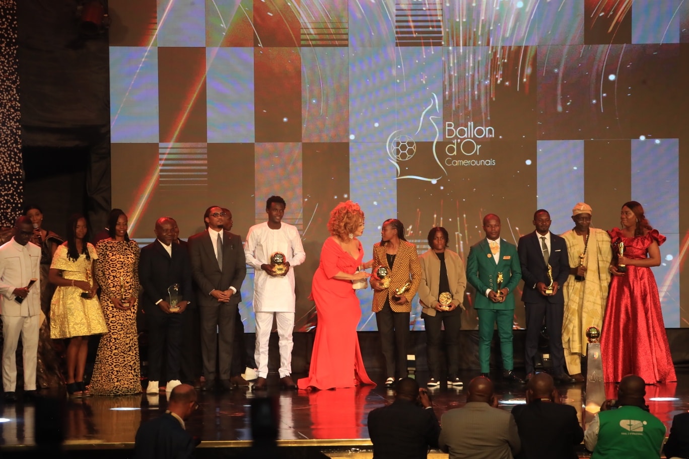Serge Daura et Lys Fraîche Tiwa couronnés Ballons d'Or 2025 au Cameroun