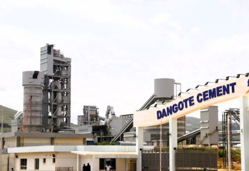 Ciment : Dangote confie à Sinoma un projet d'un milliard de dollars, Koné Dossongui relance son usine à Kribi