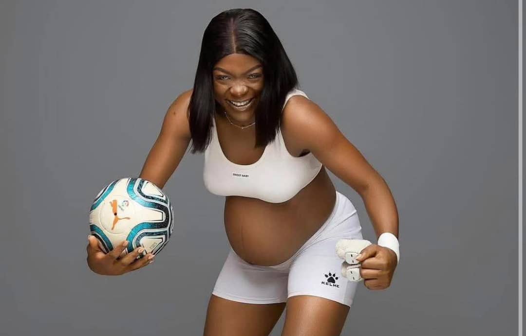 La Lionne Indomptable Chanel Tchaptchet annonce la naissance de son premier enfant