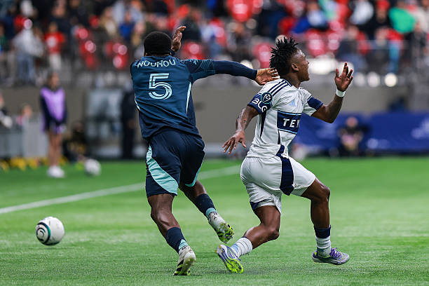 Coupe des Champions de la CONCACAF : Nouhou Tolo brille lors de la victoire de Seattle Sounders contre Vancouver Whitecaps