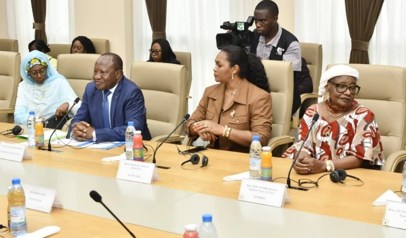 Scandale au Cameroun : salaires et primes des députés de l'Assemblée nationale font polémique
